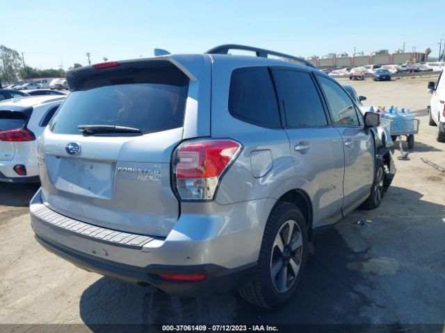 JF2SJAGC0HH522377 Subaru Forester Premium