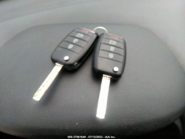 KNDJP3A53E7078766 KIA SOUL +