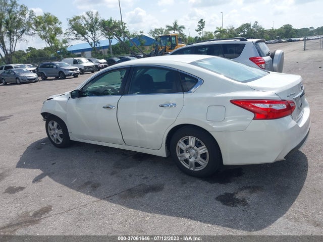 2016 NISSAN ALTIMA 2.5 VIN: 1N4AL3AP5GN318174