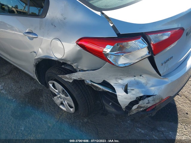 KIA FORTE LX 2016 KNAFK4A66G5574465 Image 7