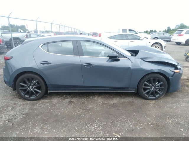 2023 MAZDA MAZDA3 HATCHBACK 2.5 S CARBON EDITION VIN: JM1BPBLM7P1607211
