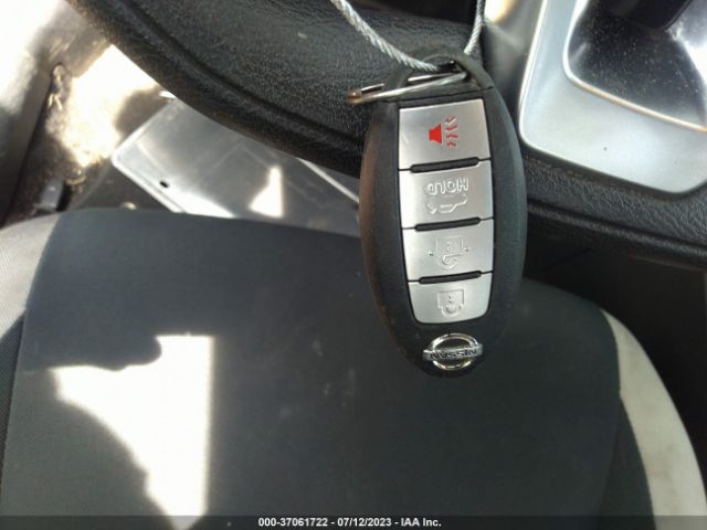 3N1CN8EV2LL842575 Nissan VERSA SV