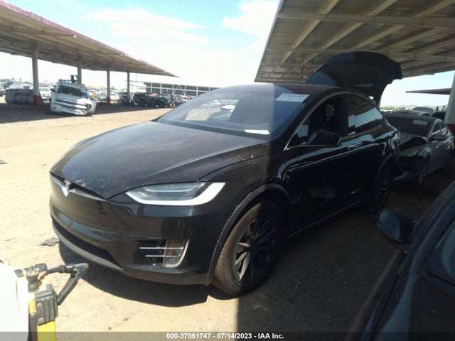 Tesla Model X 90d/75d/100d 2017 5YJXCBE28HF064702 Image 2