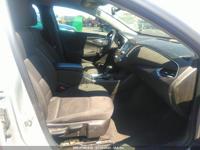 Chevrolet MALIBU LT 2018 1G1ZD5ST7JF150176 Image 5