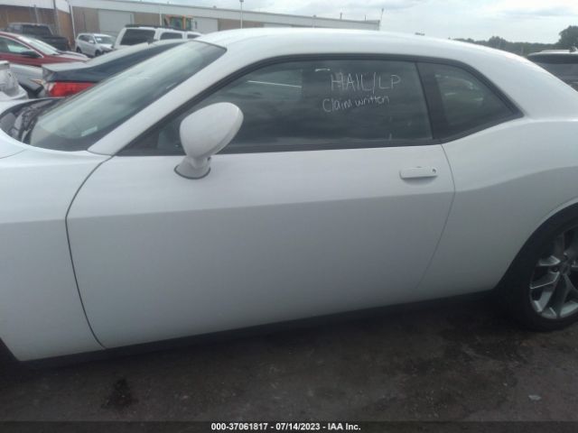 2C3CDZJG1NH265681 Dodge Challenger Gt