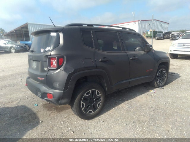 ZACCJBCT4FPB77407 Jeep Renegade Trailhawk