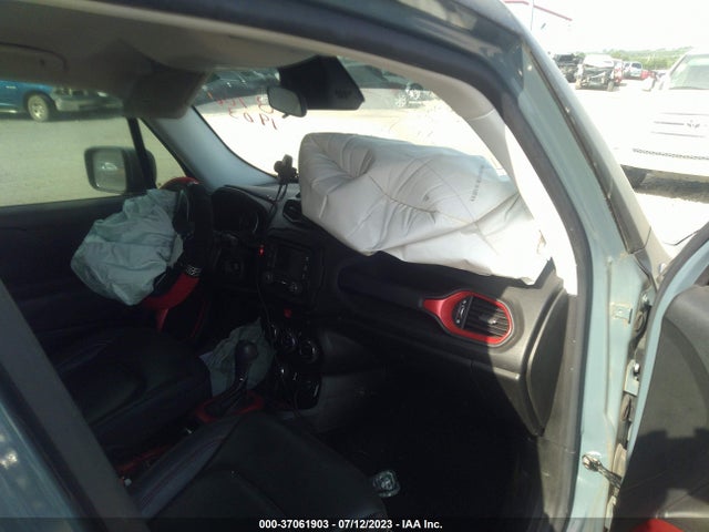 ZACCJBCT4FPB77407 Jeep Renegade Trailhawk