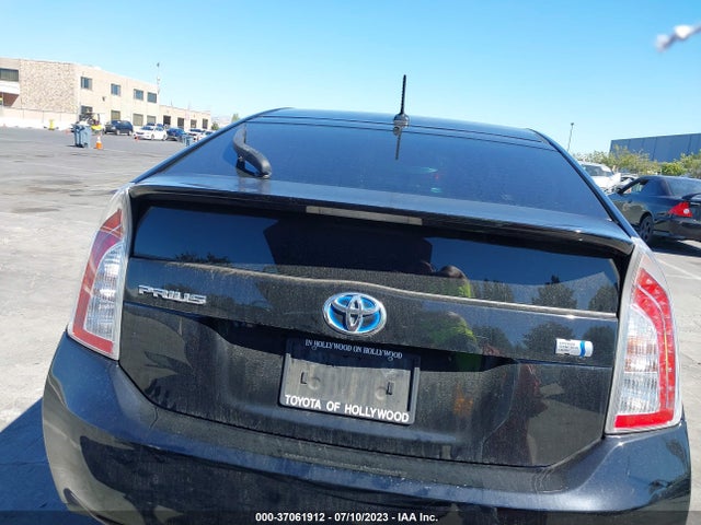 Toyota Prius Four/five/three/one/two 2014 JTDKN3DUXE1808107 Image 8