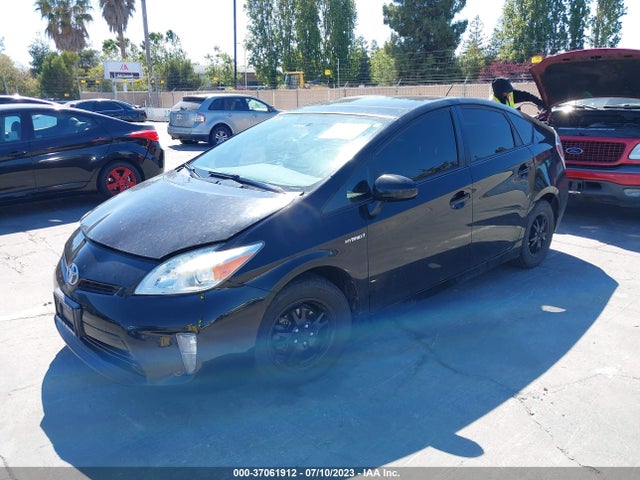 Toyota Prius Four/five/three/one/two 2014 JTDKN3DUXE1808107 Image 2