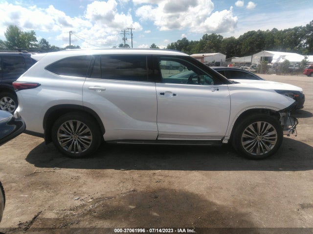 Toyota Highlander Platinum 2022 5TDFZRBHXNS173780 Image 5