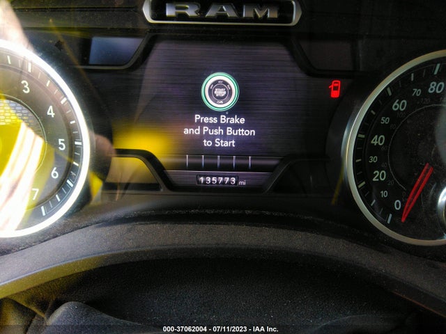 1C6SRFJT1KN747002 RAM 1500 Laramie