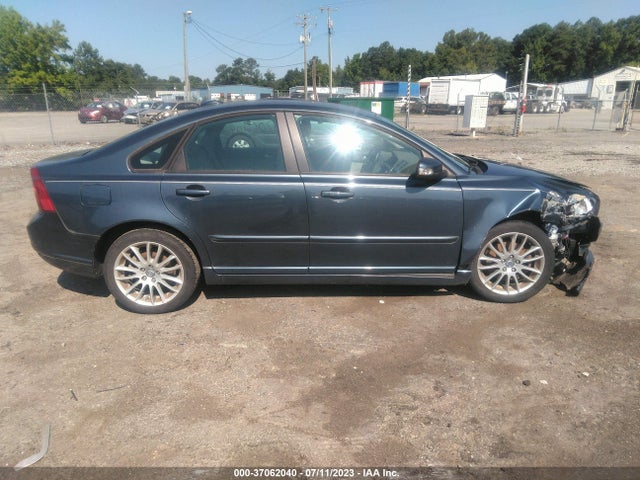 2010 VOLVO S40 VIN: YV1382MS7A2497853