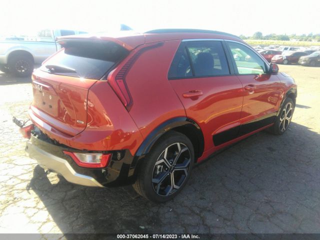 KNDCR3LE1P5065996 KIA Niro Ex Touring