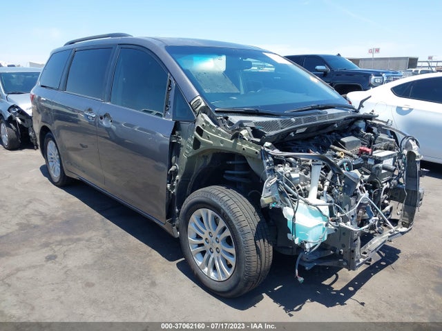 2017 TOYOTA SIENNA XLE AUTO ACCESS VIN: 5TDYZ3DCXHS855327