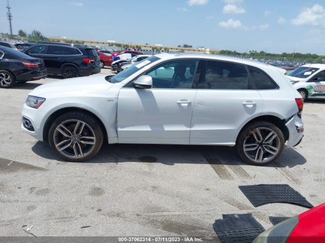 WA1CGAFP6EA062100 Audi Sq5 Premium Plus
