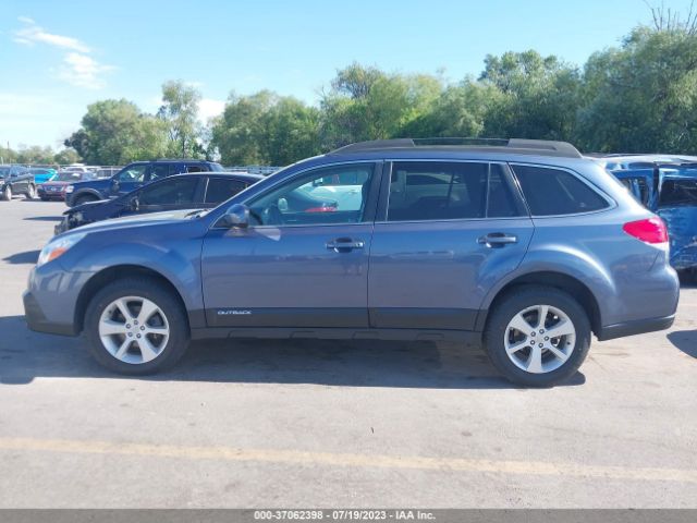 4S4BRCCC5E3271238 Subaru Outback 2.5i Premium