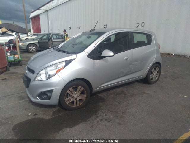Chevrolet Spark Lt 2015 KL8CD6S99FC745507 Image 2