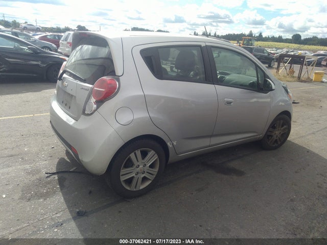 Chevrolet Spark Lt 2015 KL8CD6S99FC745507 Image 4