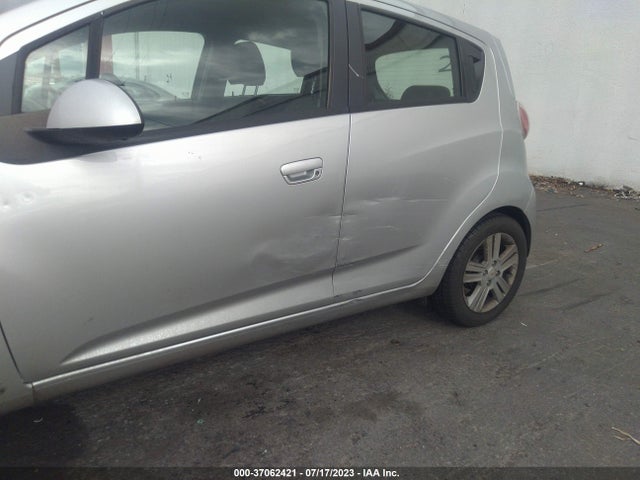 Chevrolet Spark Lt 2015 KL8CD6S99FC745507 Image 6