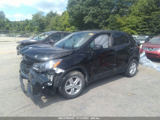 Chevrolet TRAX LS 2020 KL7CJKSB9LB090808 Image 2