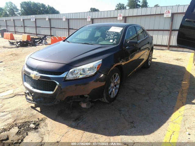 Chevrolet MALIBU LT 2015 1G11C5SL6FF310510 Image 2
