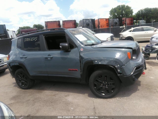 ZACCJBCB6JPH69603 Jeep Renegade Trailhawk