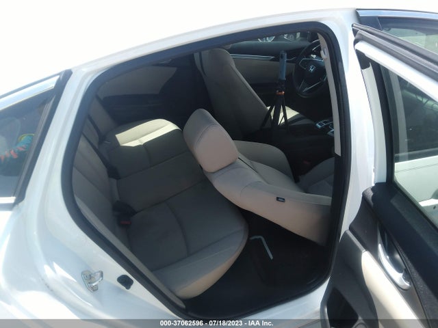 2018 HONDA CIVIC SEDAN EX VIN: 19XFC2F77JE018487