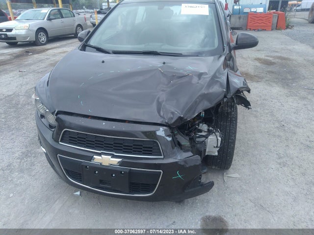 Chevrolet SONIC LTZ 2016 1G1JE5SB4G4134023 Image 6