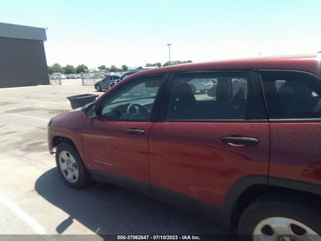 1C4PJLAB9GW138365 Jeep Cherokee Sport