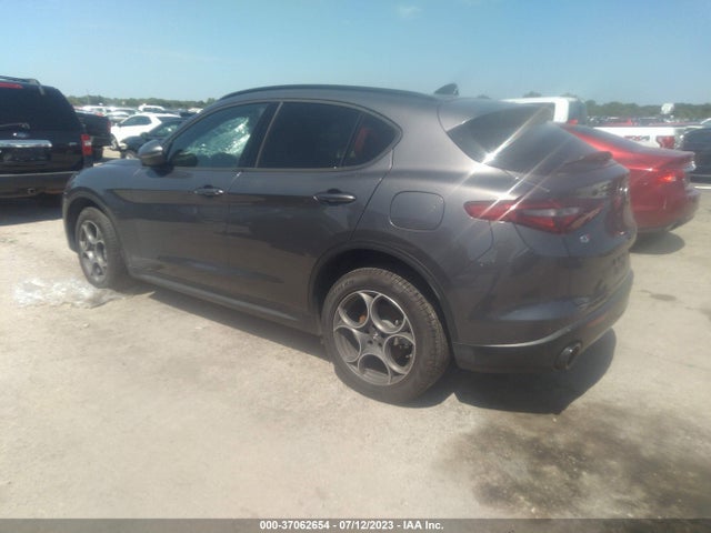ZASPAKANXN7D47827 Alfa Romeo Stelvio Sprint