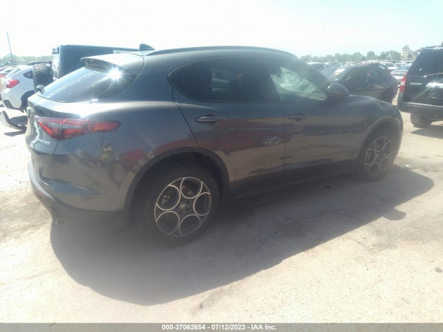 ZASPAKANXN7D47827 Alfa Romeo Stelvio Sprint