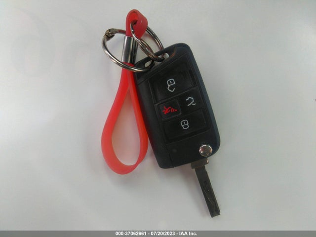 2019 VOLKSWAGEN JETTA S VIN: 3VWN57BU2KM031120