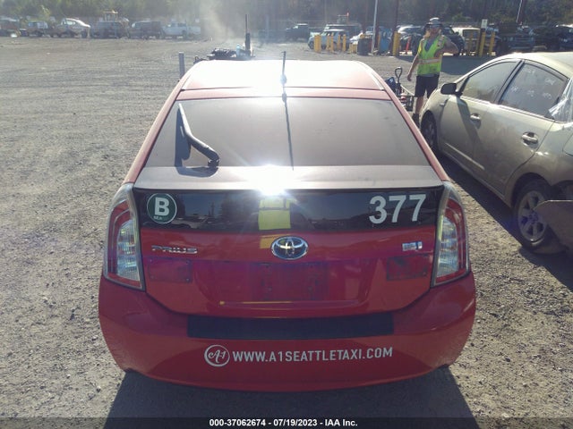 Toyota Prius Four 2015 JTDKN3DU2F1955037 Image 9