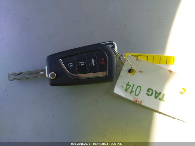 Toyota COROLLA LE 2021 5YFEPMAE7MP268090 Image 3
