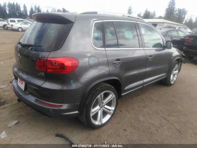 WVGBV7AX3GW022415 Volkswagen Tiguan R-line
