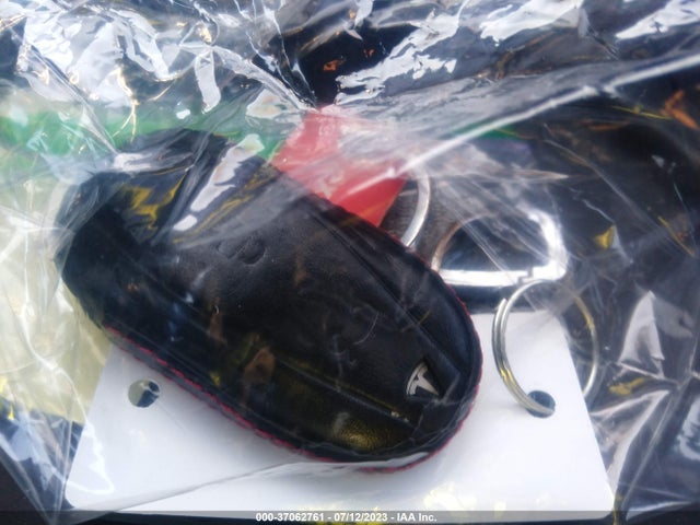 Tesla Model S 90d/70d/75d/60d/85d 2016 5YJSA1E25GF156617 Image 18