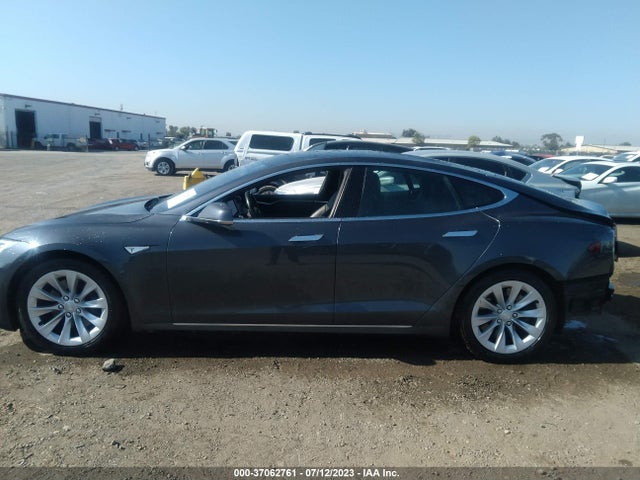 Tesla Model S 90d/70d/75d/60d/85d 2016 5YJSA1E25GF156617 Image 6
