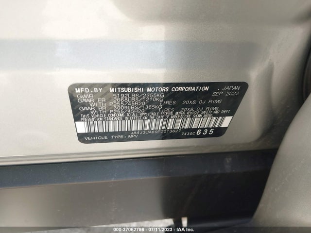 JA4J3UA89PZ013627 Mitsubishi Outlander Se