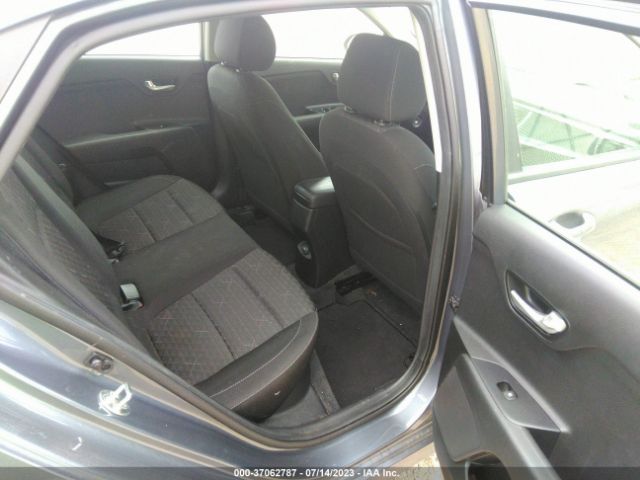 3KPA24AB2KE233393 KIA RIO S