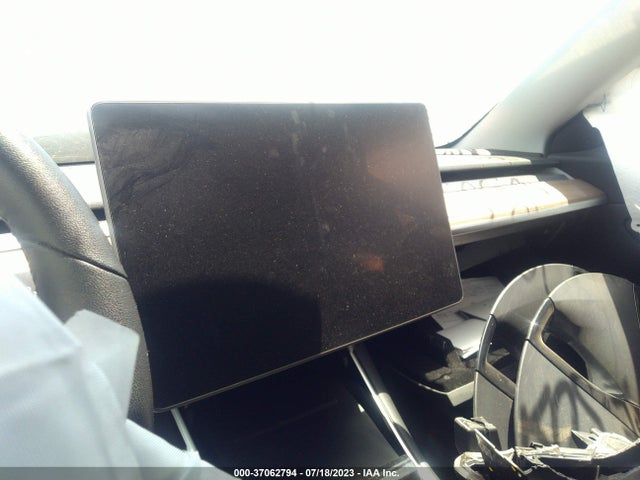 Tesla Model 3 Range 2019 5YJ3E1EAXKF425266 Image 7