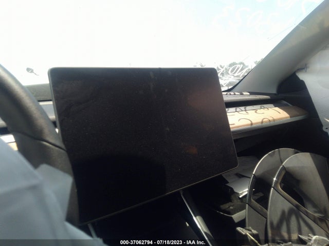 Tesla Model 3 Range 2019 5YJ3E1EAXKF425266 Image 8