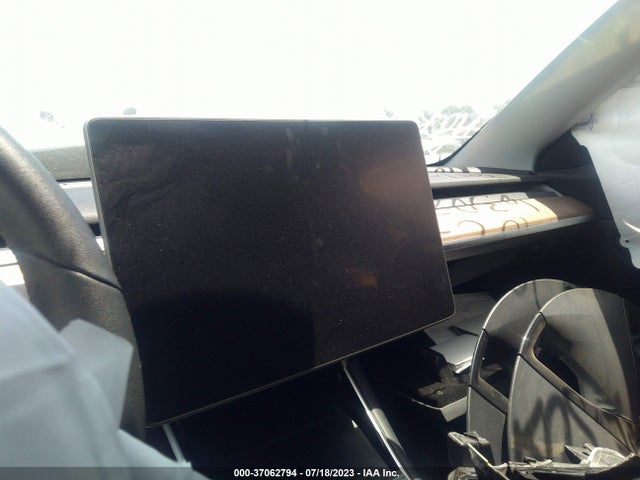 Tesla Model 3 Range 2019 5YJ3E1EAXKF425266 Image 13