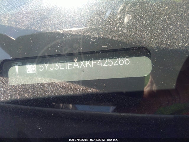 Tesla Model 3 Range 2019 5YJ3E1EAXKF425266 Image 15