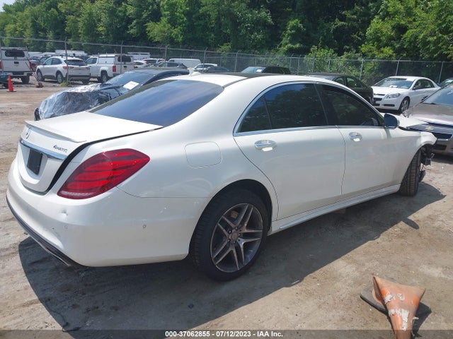 2016 MERCEDES-BENZ S-CLASS S 550 VIN: WDDUG8FB2GA208623