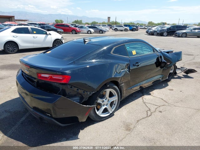 Chevrolet Camaro 2lt 2016 1G1FD1RS5G0171452 Image 4