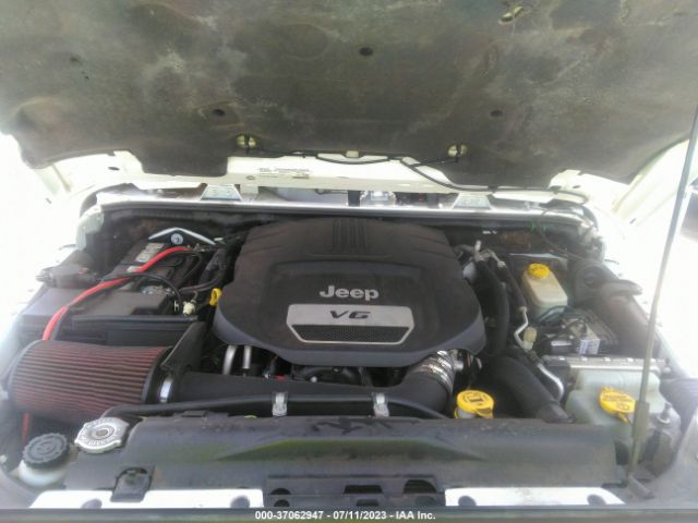 1C4BJWEG3FL626292 Jeep Wrangler Unlimited Sahara