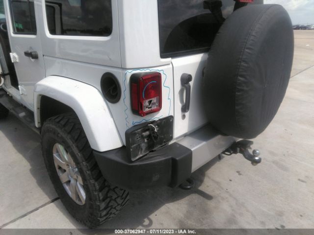 1C4BJWEG3FL626292 Jeep Wrangler Unlimited Sahara