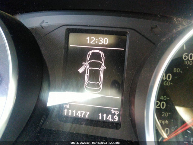 1VWAS7A37GC047015 Volkswagen Passat 1.8t S