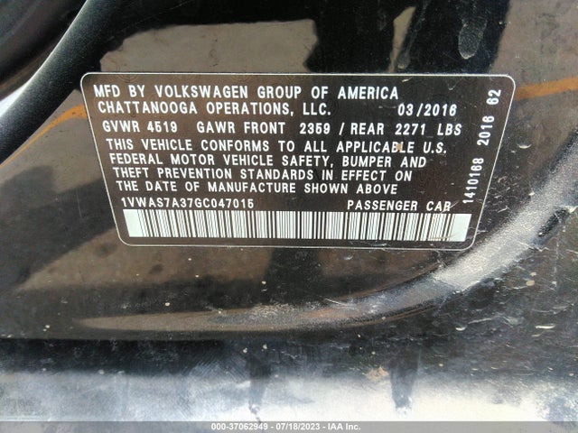 1VWAS7A37GC047015 Volkswagen Passat 1.8t S