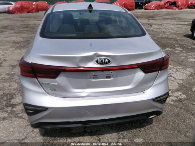 3KPF24AD2LE170143 KIA Forte Lxs